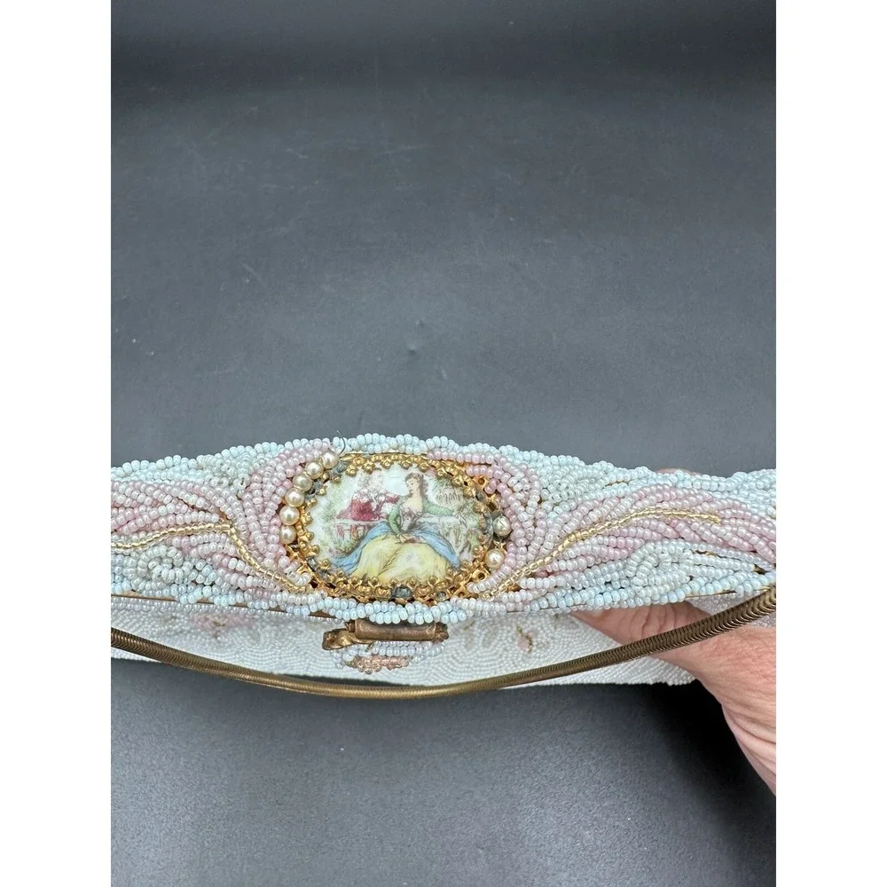RARE VINTAGE PETITE POINT BEADED HOMEMADE‎ IN FRANCE FLORAL HANDBAG